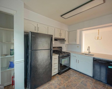3102 Limestone Way - Photo Thumbnail 5