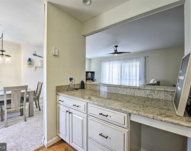 1106 E Evans Boulevard - Photo Thumbnail 13