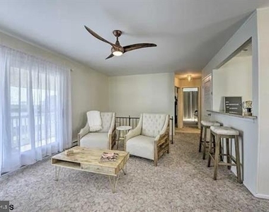 1106 E Evans Boulevard - Photo Thumbnail 3