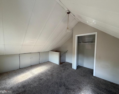133 E Lee Street - Photo Thumbnail 34