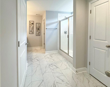 1833 Bluffside Drive - Photo Thumbnail 16