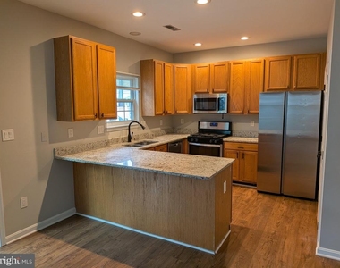 107 Chessie Court - Photo Thumbnail 2