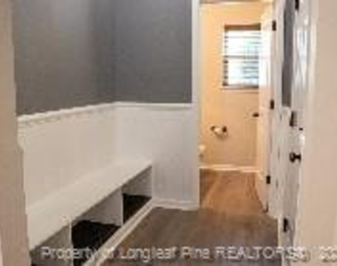 1266 Coachman Way - Photo Thumbnail 8