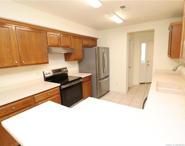 10448 Neland Street - Photo Thumbnail 16
