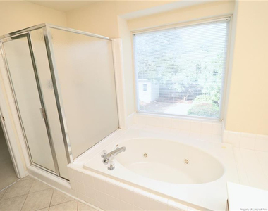 10448 Neland Street - Photo Thumbnail 28