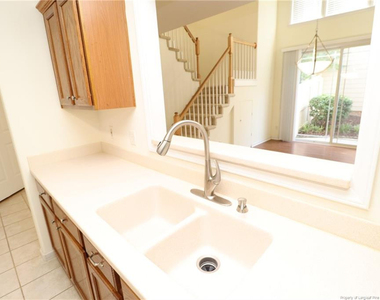 10448 Neland Street - Photo Thumbnail 15
