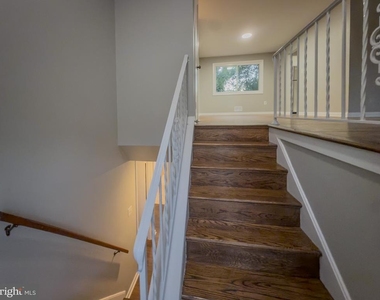 4612 Sharon Road - Photo Thumbnail 4