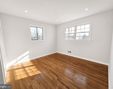 4904 Shopton Drive - Photo Thumbnail 39