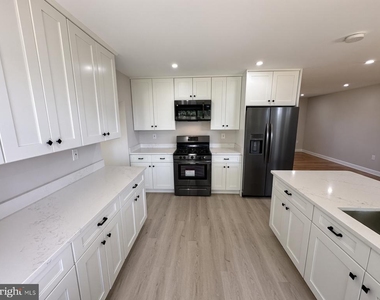 4904 Shopton Drive - Photo Thumbnail 22