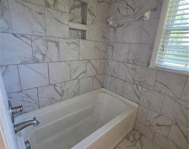 112 Chloe Drive - Photo Thumbnail 29