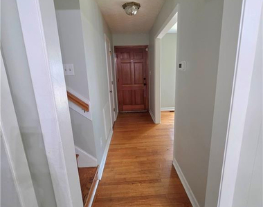 112 Chloe Drive - Photo Thumbnail 7