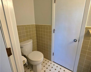 112 Chloe Drive - Photo Thumbnail 27