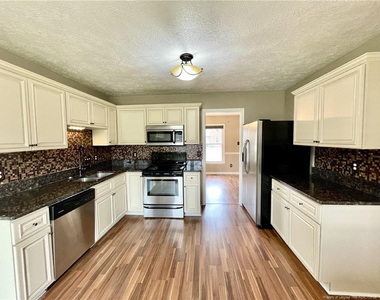 4206 Buckhurst Drive - Photo Thumbnail 11