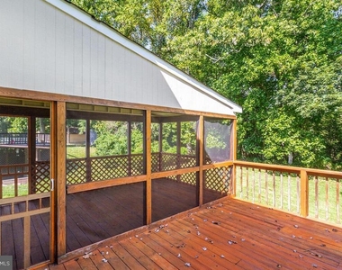 12725 Hillmeade Station Drive E - Photo Thumbnail 36