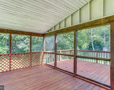 12725 Hillmeade Station Drive E - Photo Thumbnail 32
