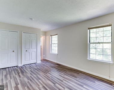 12725 Hillmeade Station Drive E - Photo Thumbnail 23