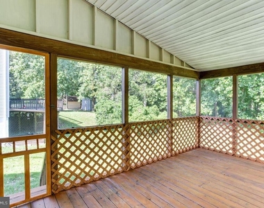 12725 Hillmeade Station Drive E - Photo Thumbnail 33