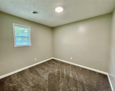 6405 Lorell Court - Photo Thumbnail 2