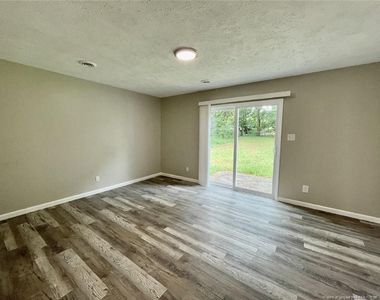 6405 Lorell Court - Photo Thumbnail 11
