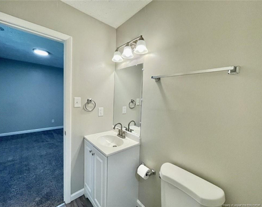 6405 Lorell Court - Photo Thumbnail 8