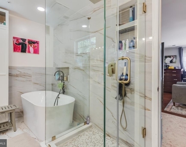 3107 La Dova Way - Photo Thumbnail 18