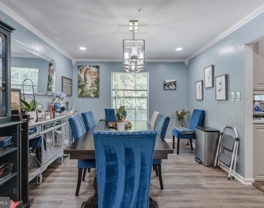 3107 La Dova Way - Photo Thumbnail 4