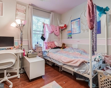 3107 La Dova Way - Photo Thumbnail 21