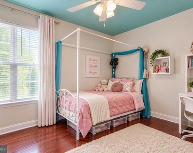 3107 La Dova Way - Photo Thumbnail 20