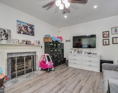3107 La Dova Way - Photo Thumbnail 12
