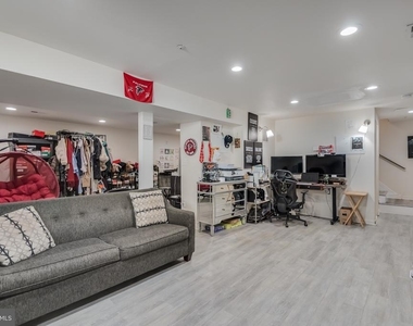 3107 La Dova Way - Photo Thumbnail 24
