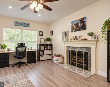 3107 La Dova Way - Photo Thumbnail 9