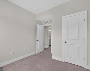 4713 Cherokee Street - Photo Thumbnail 39