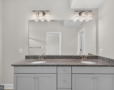 4713 Cherokee Street - Photo Thumbnail 25