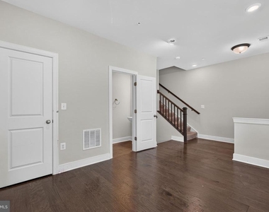 4713 Cherokee Street - Photo Thumbnail 11