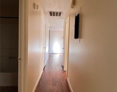 2013 Owen Drive - Photo Thumbnail 12
