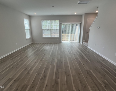1237 Commack Drive - Photo Thumbnail 1