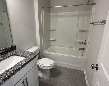 1237 Commack Drive - Photo Thumbnail 16