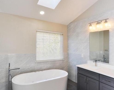 5507 Edson Lane - Photo Thumbnail 4
