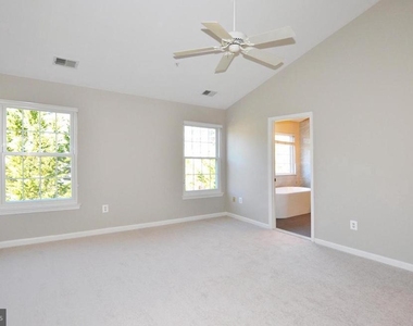 5507 Edson Lane - Photo Thumbnail 23