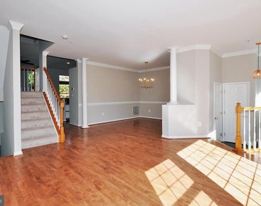5507 Edson Lane - Photo Thumbnail 12
