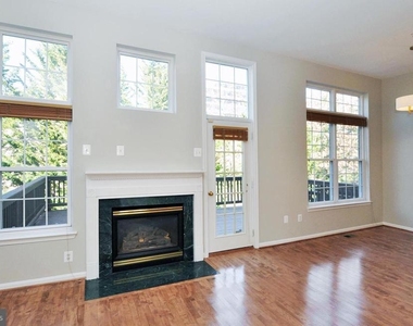 5507 Edson Lane - Photo Thumbnail 18