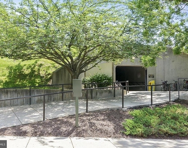 10500 Rockville Pike - Photo Thumbnail 27