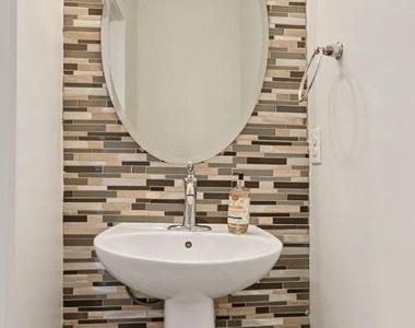 9824 Fields Road - Photo Thumbnail 11