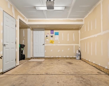 9824 Fields Road - Photo Thumbnail 37