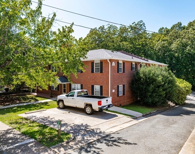 120 Cox Avenue - Photo Thumbnail 31
