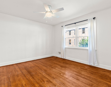 120 Cox Avenue - Photo Thumbnail 10