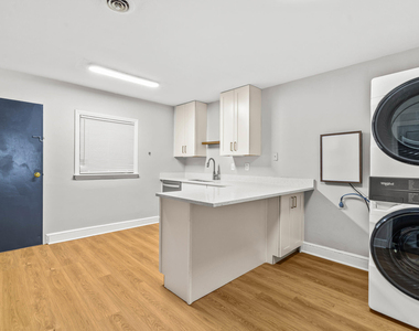 120 Cox Avenue - Photo Thumbnail 5