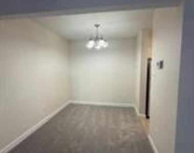 4118 Peppertree Lane - Photo Thumbnail 11