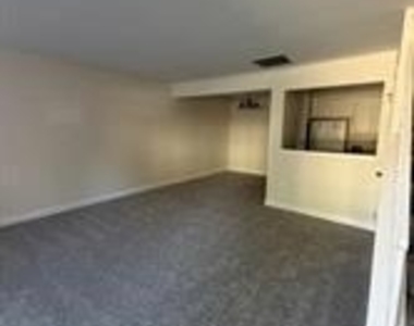4118 Peppertree Lane - Photo Thumbnail 10
