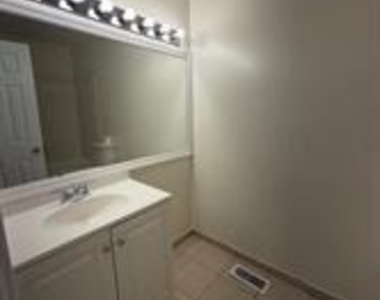 4118 Peppertree Lane - Photo Thumbnail 16